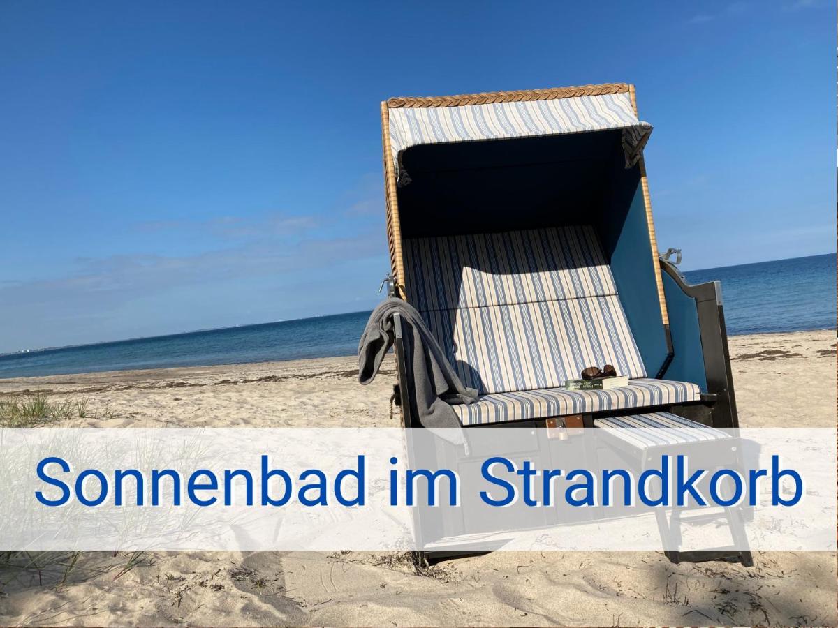 Boeltser Hus Ferienwohnungen Mit Strandkorb Und Kamin 10 Gehminuten Zum Kurtaxefreien Sandstrand Kraksdorf Exterior photo